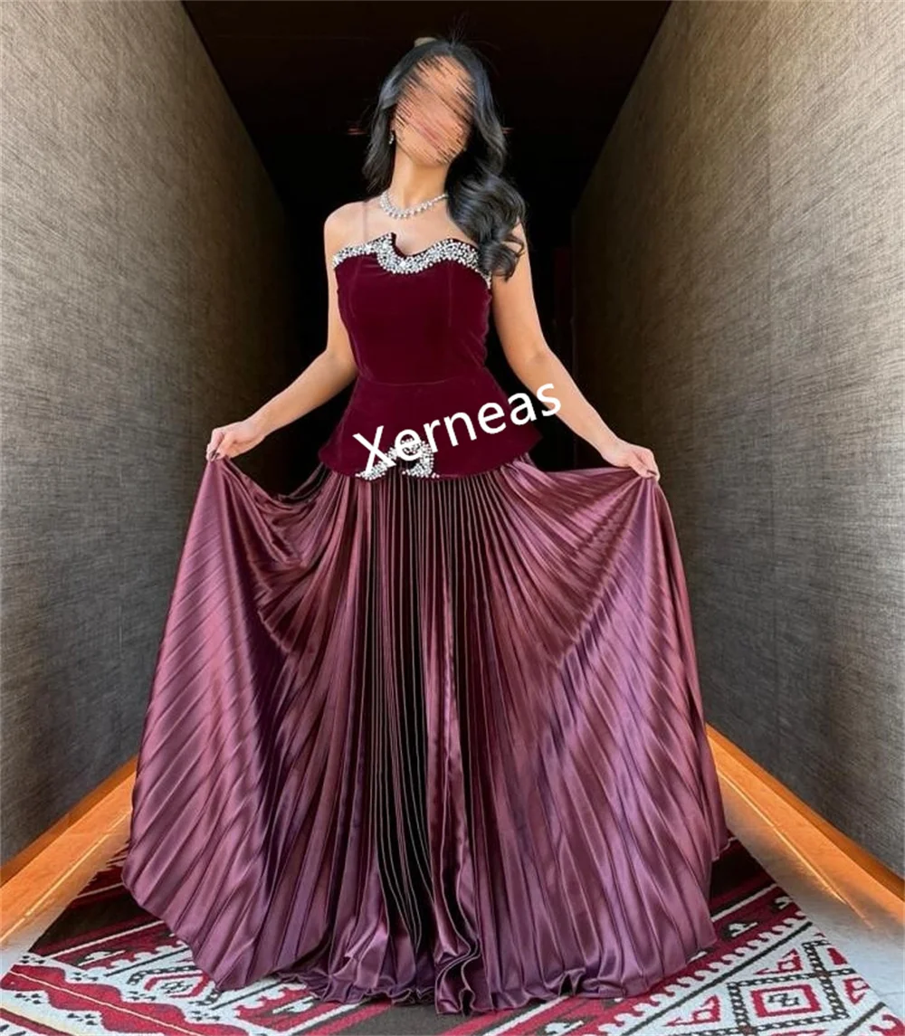 فستان سهرة عالي الجودة مخصص لامع أنيق بدون حمالات على شكل حرف a فساتين طويلة مناسبة مخصصة للحفلات الراقصة وحفلات الزفاف الأنيقة