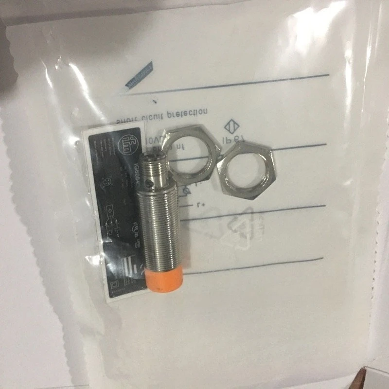 

M12 Proximity switch sensor Three-wire sensor IGS232 IGS233 IGS234