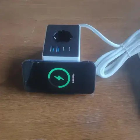 Soquete de carregamento sem fio para telefone móvel tipo-c * 2 usb * 2 carregamento rápido padrão europeu escritório e casa portátil 6 furos soquete