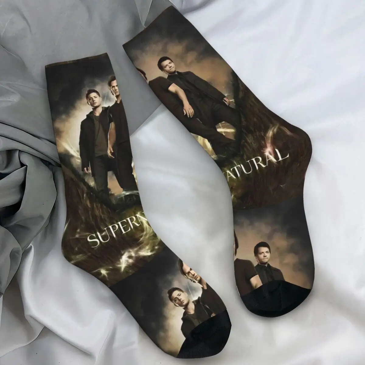 دين وينشستر جوارب التلفزيون خارقة للطبيعة مطبوعة جوارب بأشكال مضحكة الخريف عدم الانزلاق الجوارب الرجالية في الهواء الطلق جوارب مريحة #1