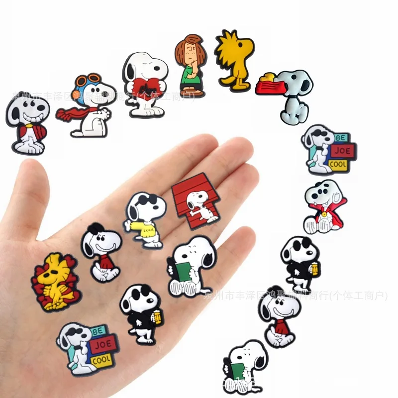 10pcs/bag Cartoon Snoopy Shoe Buckle Slippers Shoes Flower Accessories Removable Decorative Buckle Shoe Lace Buckle Accessories