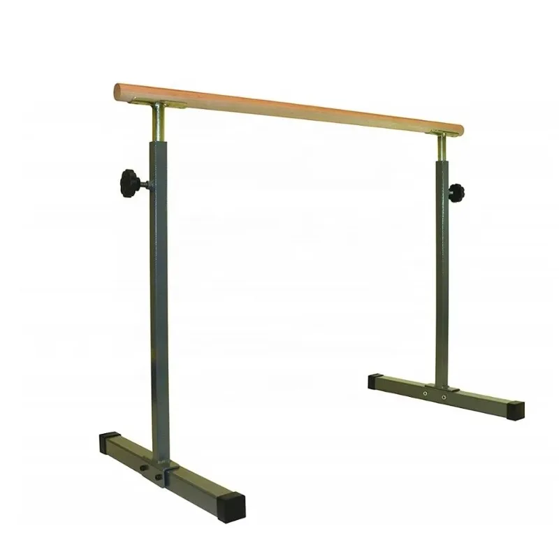 Barra de ballet portátil y ajustable, ideal para practicar ballet en casa o en el estudio. Permite mantener el equilibrio y practicar el baile en posición de pie.