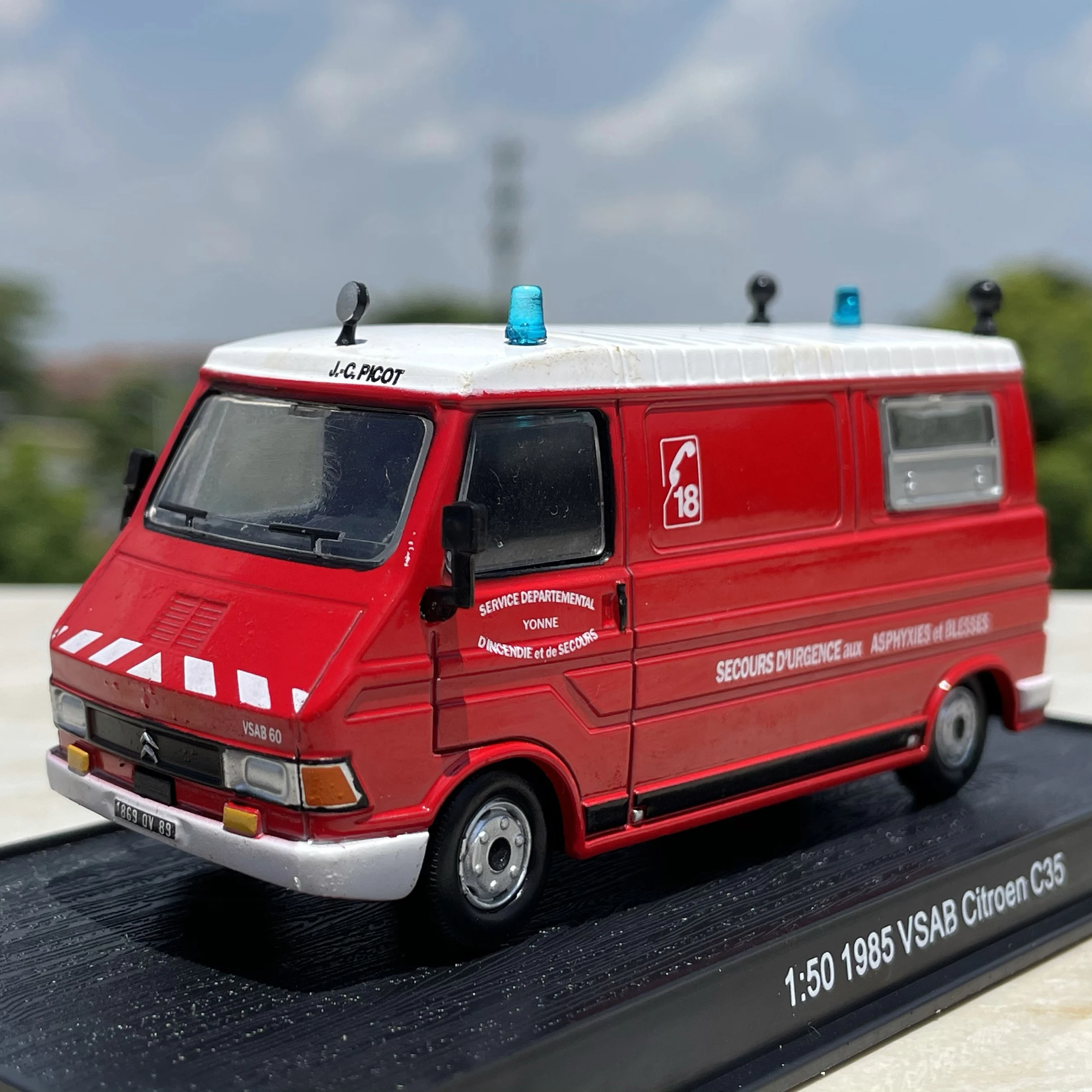 

Масштаб 1:50 литая модель автомобиля из сплава 1985 VSAB Citroen C35 пожарная машина модель классика ностальгия подарок для взрослых сувенир статический дисплей