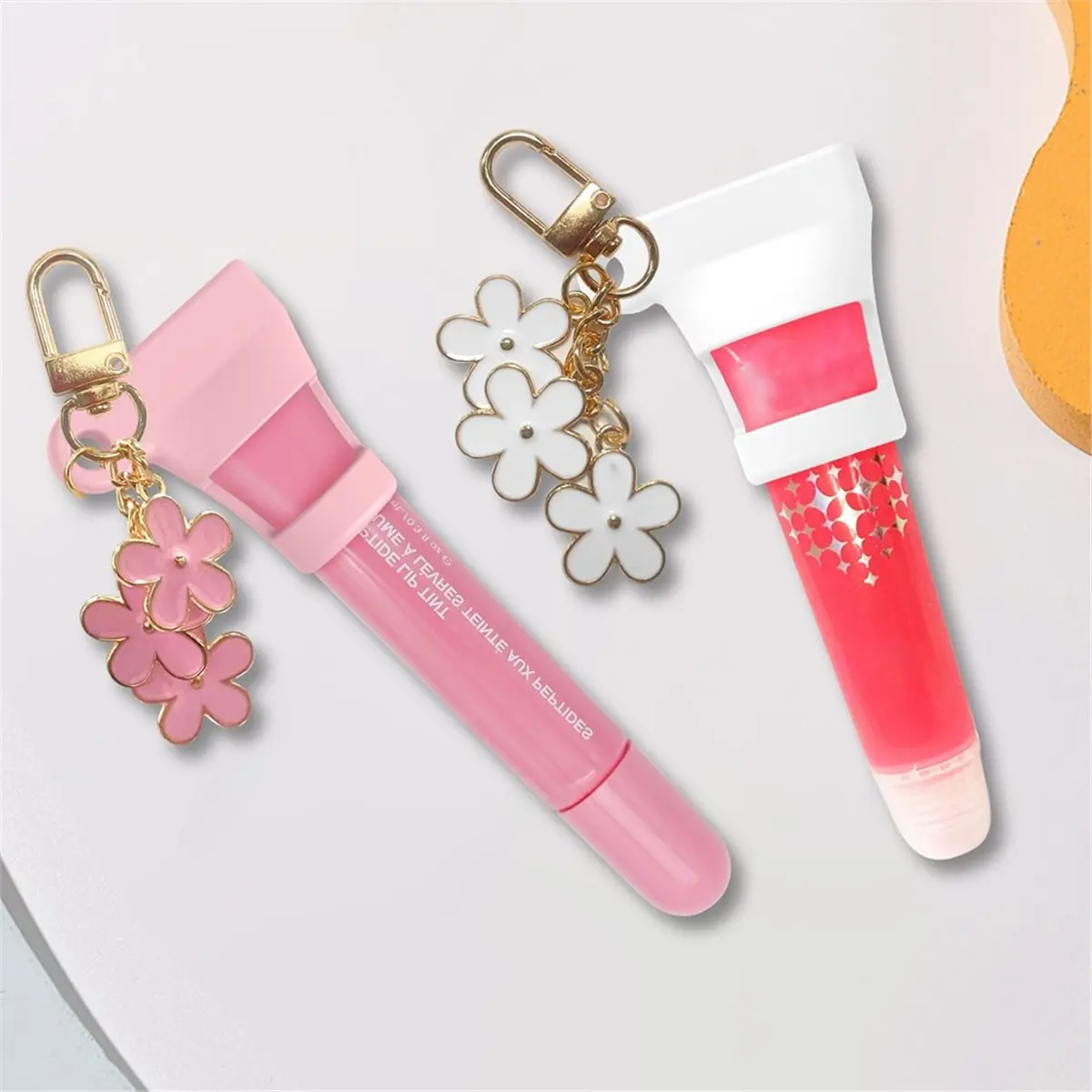 Portable Lip Gloss Keychain Cap Cosmetic Cover Hanging Holder Decoration Pendant for Keys on the, Keychain for Lipgloss