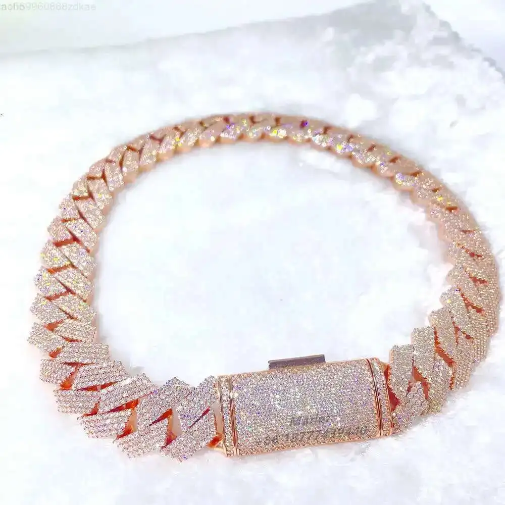 

Factory Price Good Quality Luxury Style 925 Sterling Silver with Vvs Moissanite Cuban Link 20mm Cuban Link Chain Iced Out