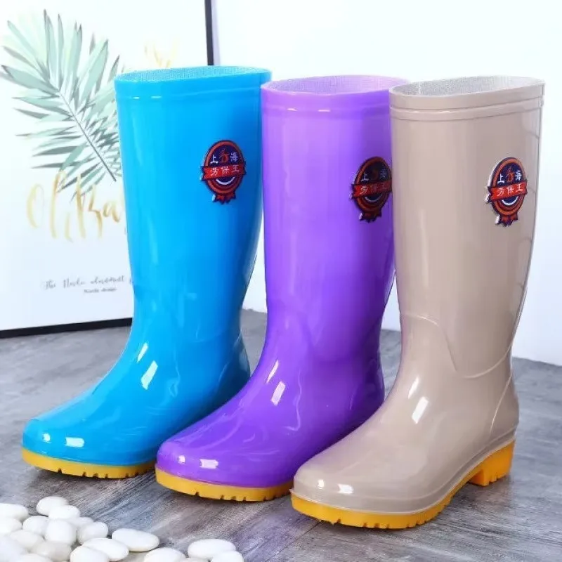 Spring and Autumn Rainy Days Water Shoes High-tube Rain Boots for Women Anti-slip Rubber Shoes Mid-tube Rain Boots