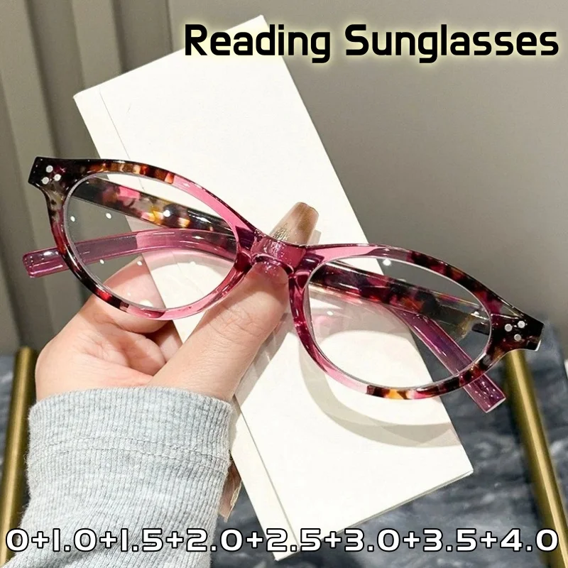 

Small Frame High Definition Comfortable Retro Leopard Reading Glasses for Women and Men Luxury Anti-Blue Light Eyeglasses
