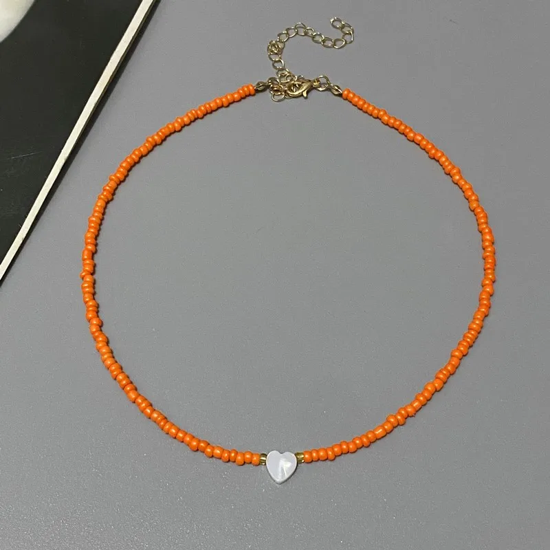 

New Nature Shell Love Heart Choker Necklace for Girl Spring Summer Fashion Small Colorful Glass Beads Necklace Gift for Friend