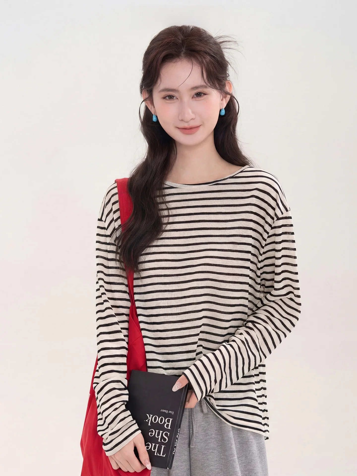 

Женская повседневная футболка Heme Simple Girl в полоску с круглым вырезом и длинными рукавами, весенне-летняя, с защитой от солнца, свободного кроя, из полиэстера