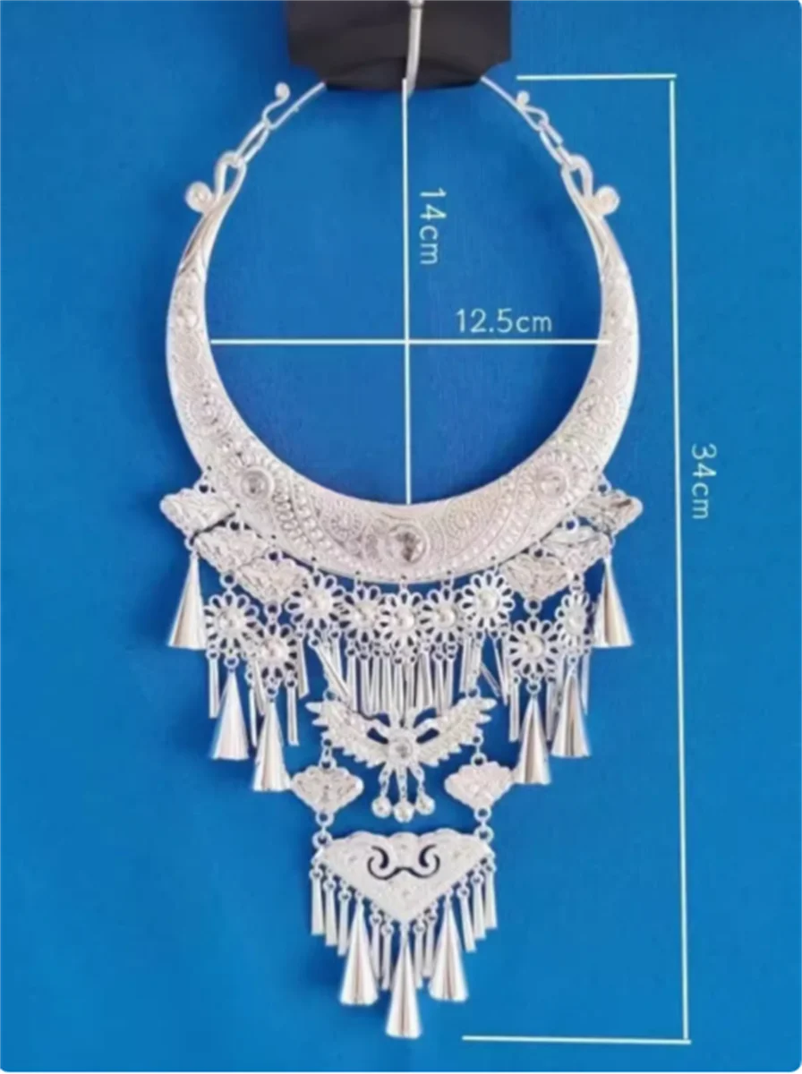 

Guizhou Miao, Yunnan Dai, Jingpo Ethnic Style, Large Style Miao Silver Wind Chime, Tassel Collar, Art Performance Jewelry