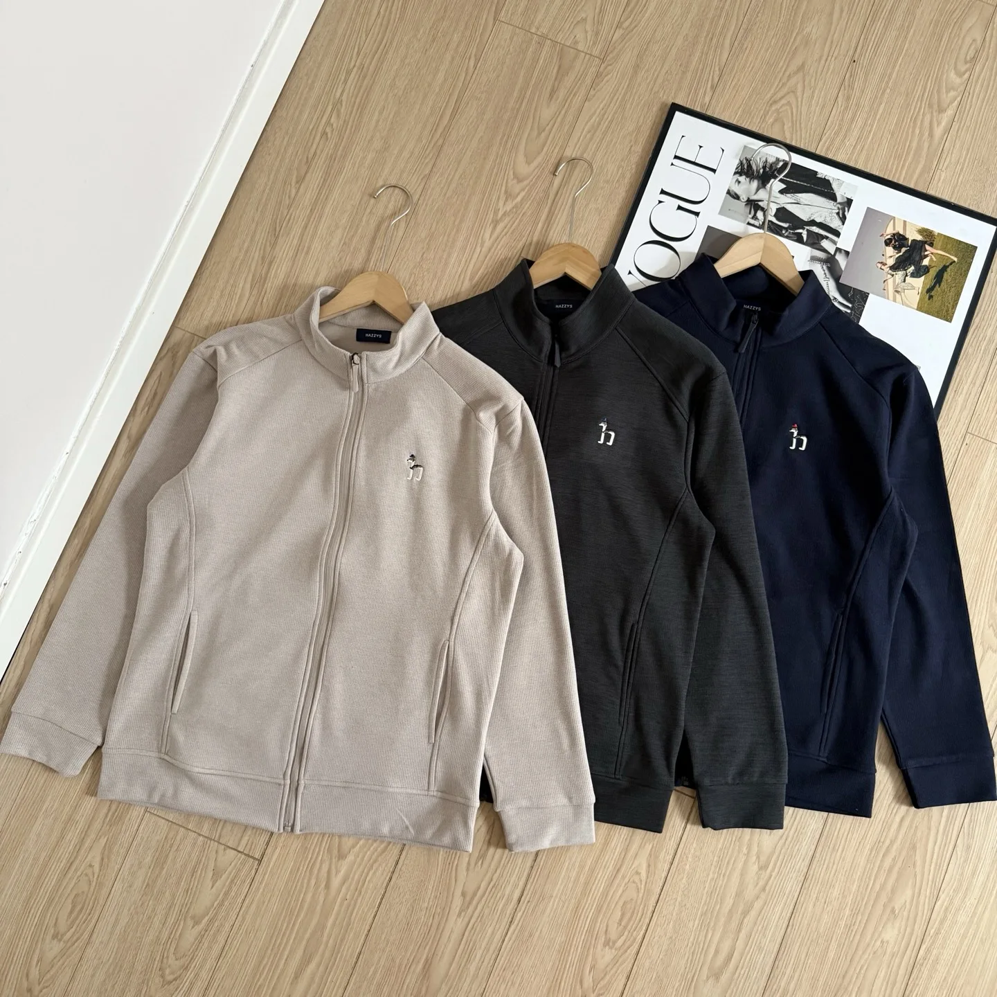 HAZZYS Men's Full-Zip Cardigan Sweater | Textured Stand Collar Golf Jacket | Smart-Casual Fall Outerwear