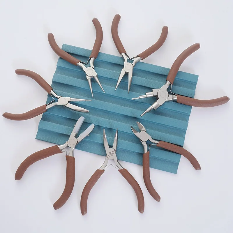 

Brown-handled, curved-nose round-nose pliers for jewelry making and DIY jewelry accessories LK-AA647