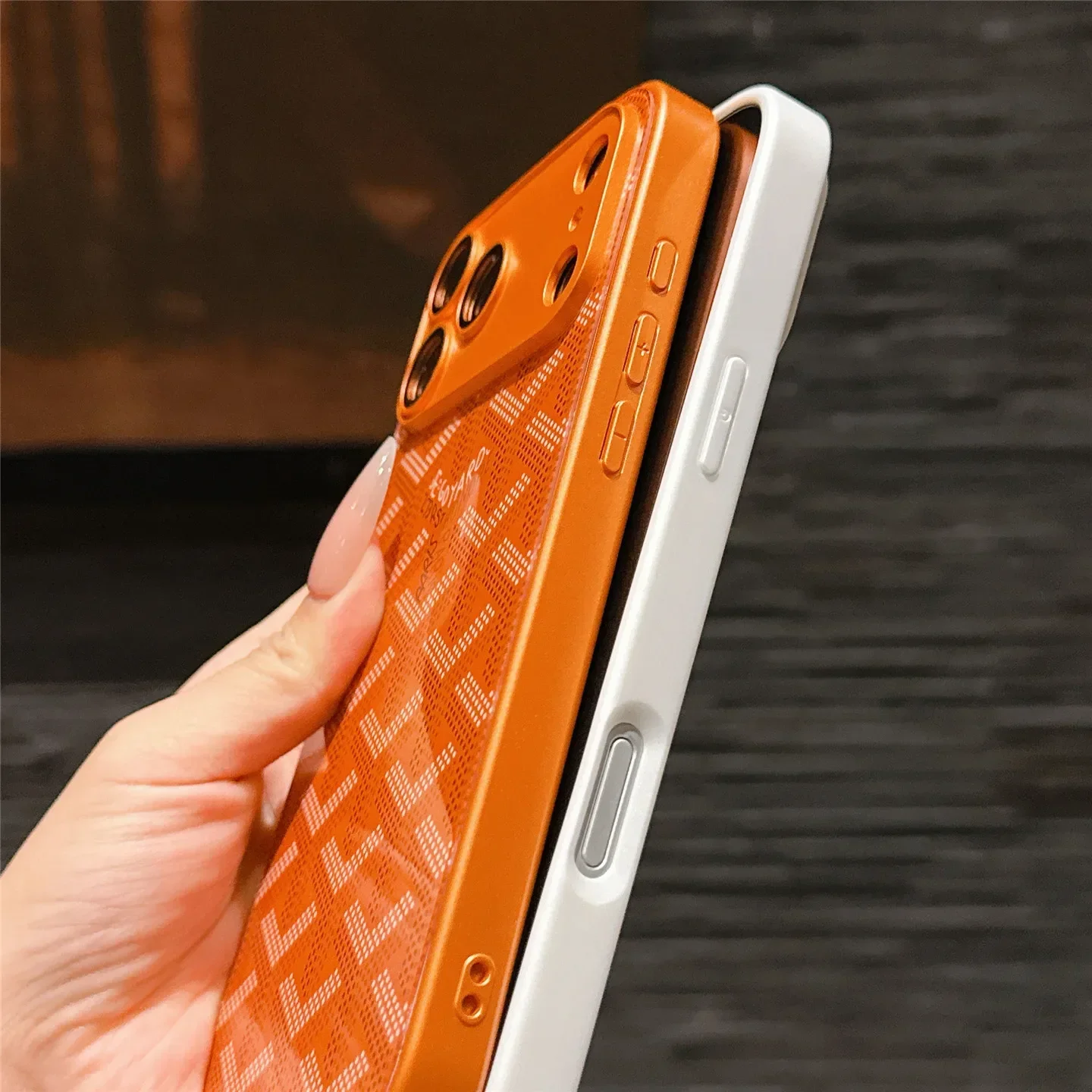 الراقية Sle الزجاج المقسى GO-YA جراب هاتف لابل آيفون 17 برو ماكس 16 15 14 13 العلامة التجارية الفاخرة سيليكون كاميرا غطاء وقائي