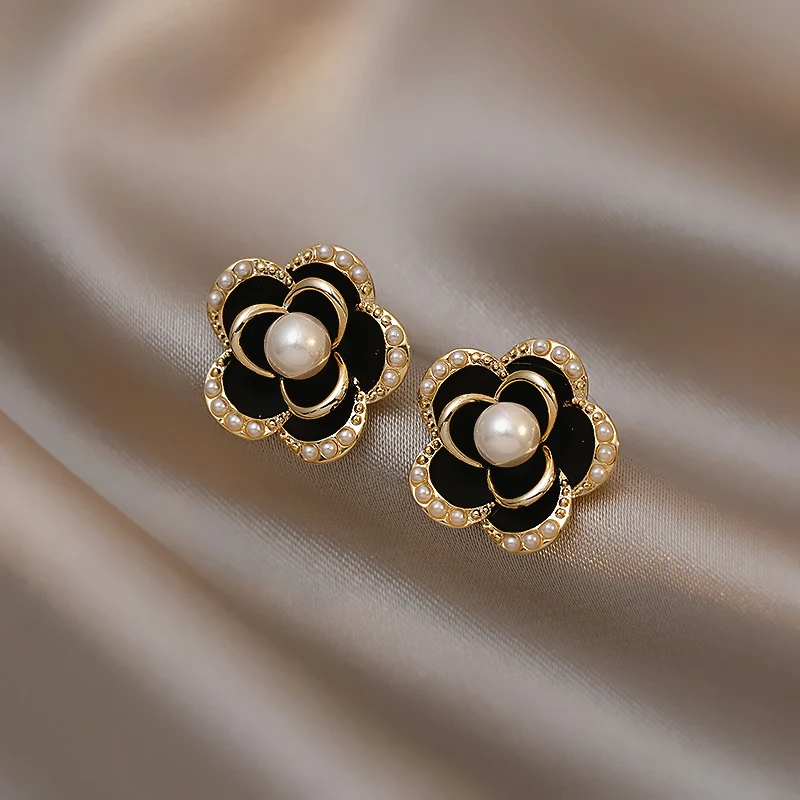 Elegant Sweet Pearl Black Camellia Flower Stud Earrings For Woman Girls Korean Celebrity Accessories Student Party Jewelry Gifts