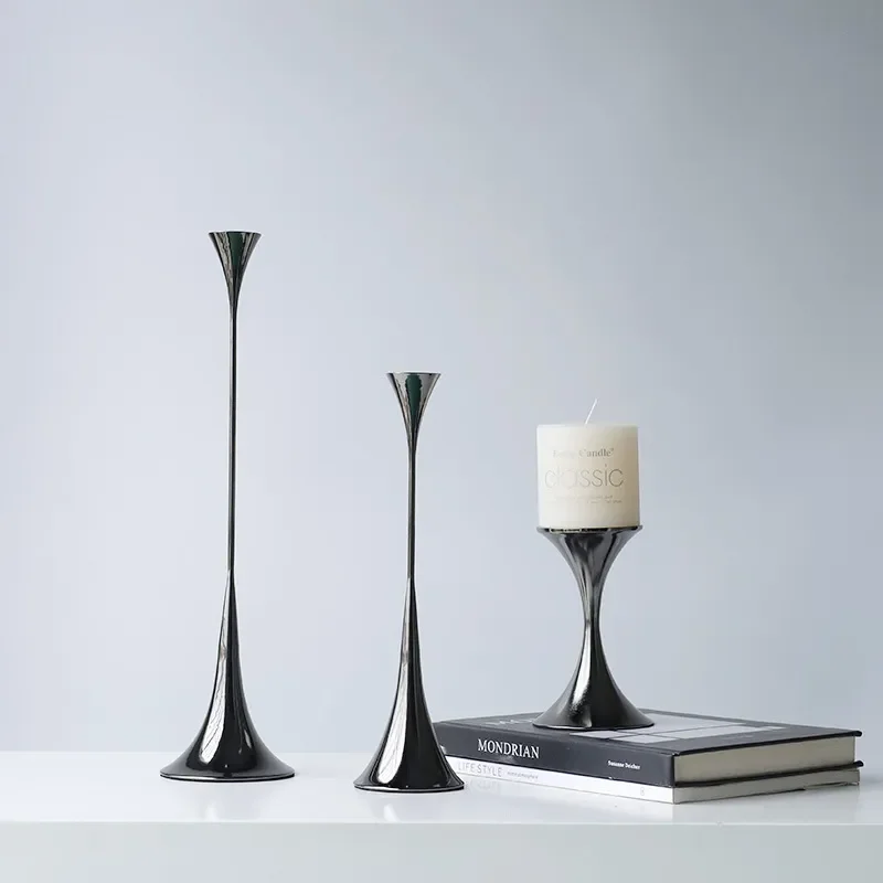 Modern Silver Metal Candle Holder Luxury Home Decor Ornament for Living Room Restaurant Hotel Bar Table Centerpiece