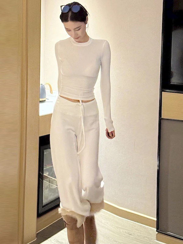 

Minimalist Casual Sportswear Set Women's White Long Sleeve T-Shirt Wide Leg Pants Two-Piece Set Spring 2026 Pure Desirable Sp...