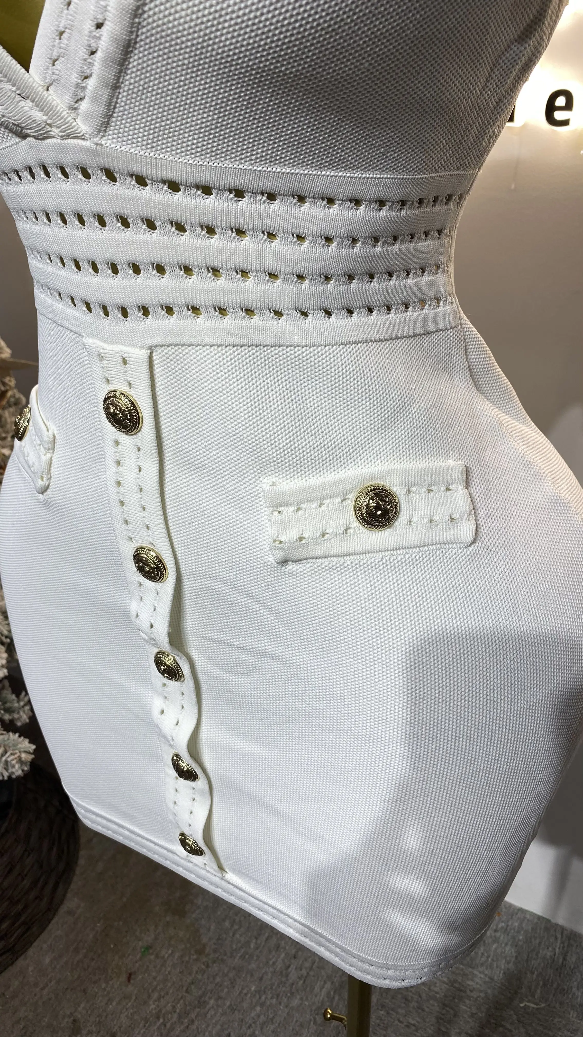 الأوروبية والأمريكية الفرنسية الرجعية جوفاء التطريز الثقيلة قصيرة الأكمام طية صدر السترة قميص تنورة دعوى-GZXX241 #5