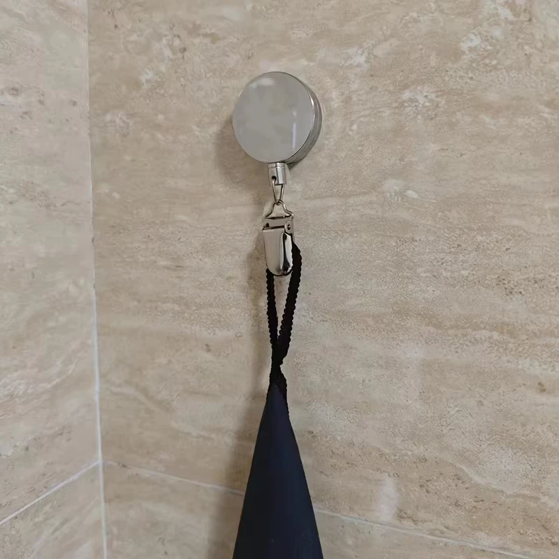 Automatic Retractable Towel rack, no punching self-adhesive wall hanging towel holder, automatic rebound with strong clip