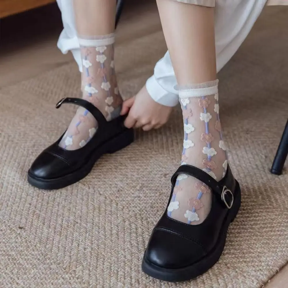 

5Pairs Mesh Transparent Flower Socks Glass Silk Breathable Tulle Mid Tube Socks Female Hosiery Ins Style Sweet Socks Women Lady