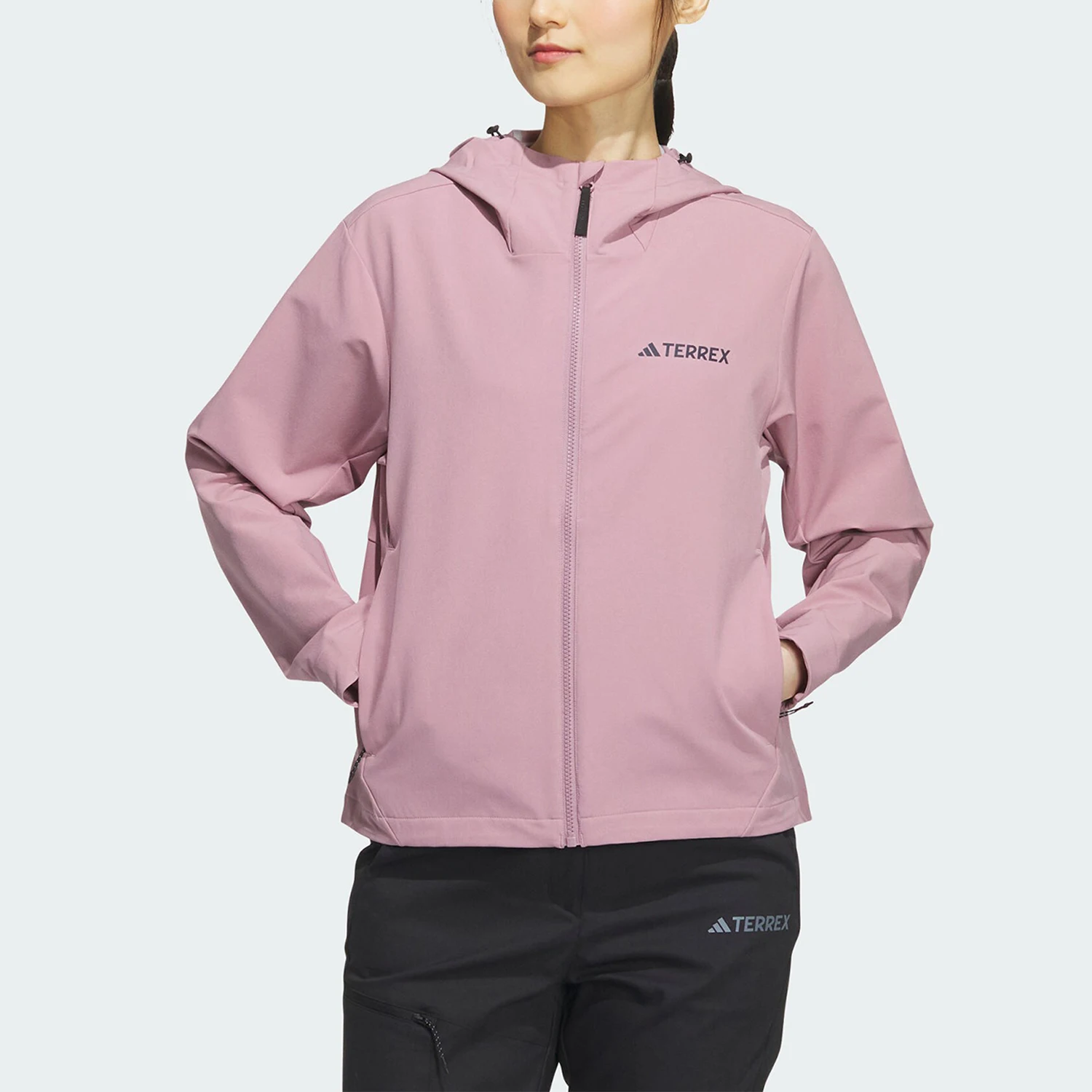 

Оригинальная новая женская спортивная куртка Adidas с капюшоном на флисовой подкладке IL9012