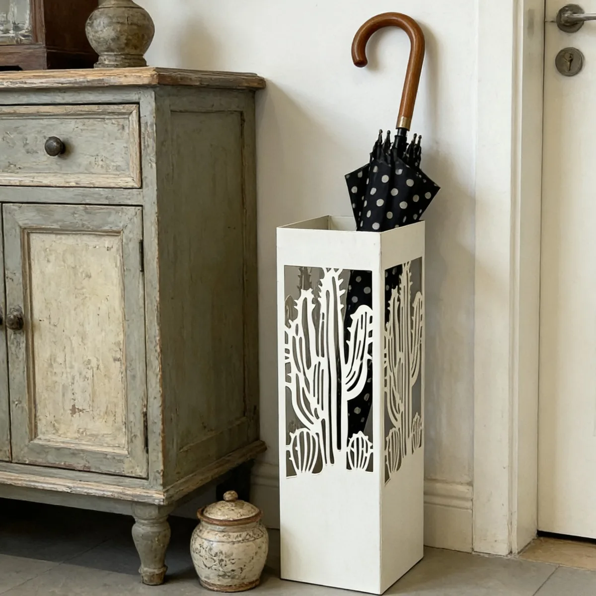 

Cactus Cutout Umbrella Stand Freestanding Metal Umbrellas Holder Bohemian Plant Pattern Entryway Umbrellas Rack Home Decor Gifts