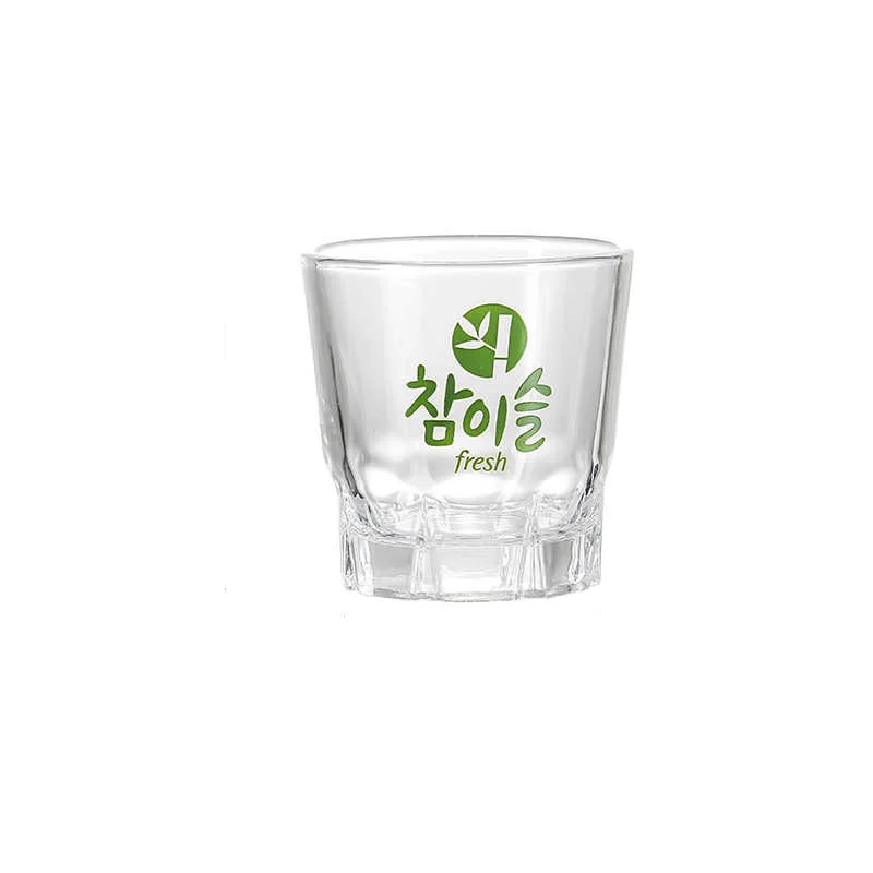Benutzer definiertes Logo 1,5 Unzen Soju Schnaps glas für Whisky Tequila und Liq