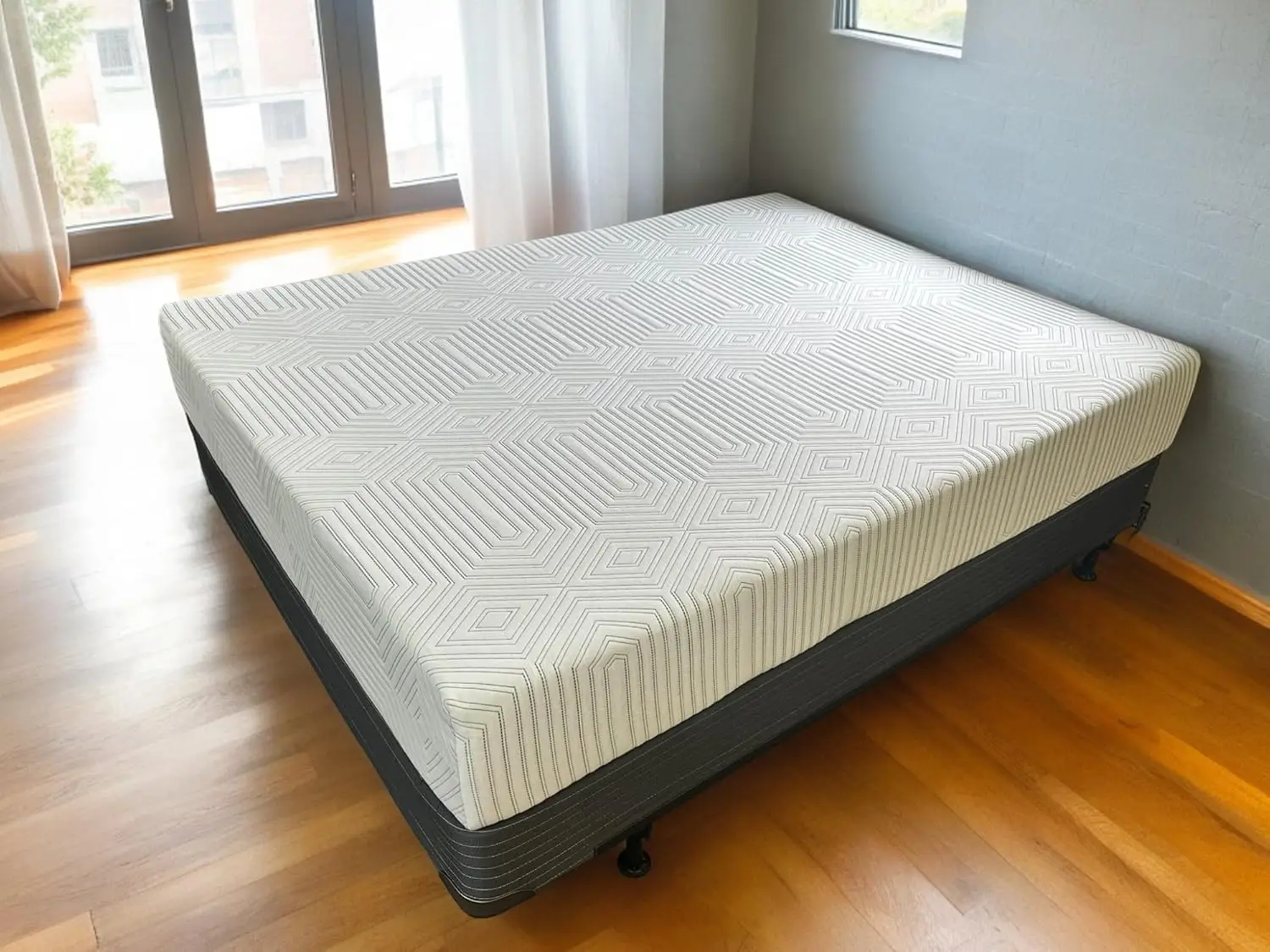 8' Green Tea Memory Foam Mattress, Medium Firm, Zoned Pressure Relief (54x80 - Full XL)