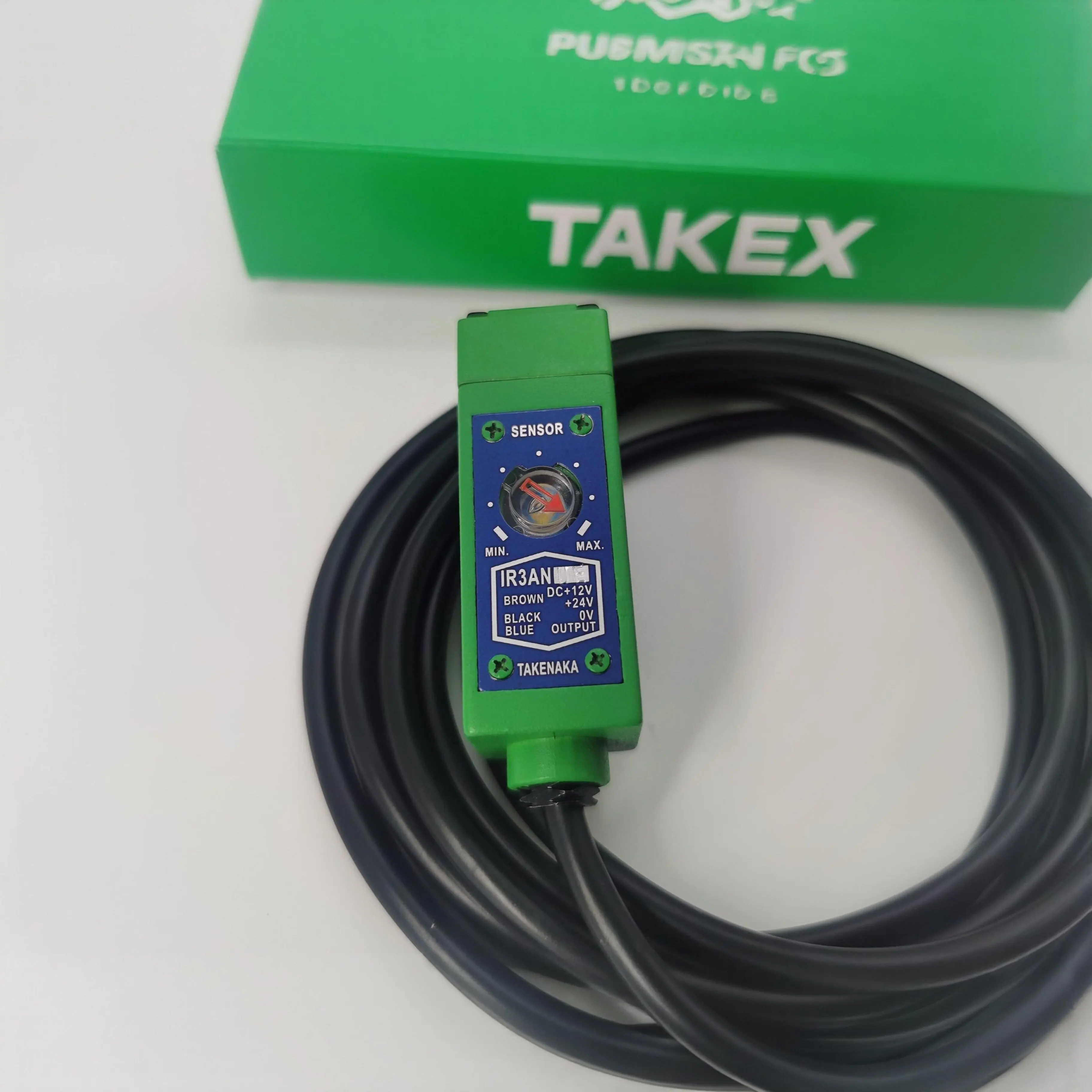 1pcs 100% Original JAPAN TAKEX IR3AN Photoelectric switch, light controlled material receiving machine sensor