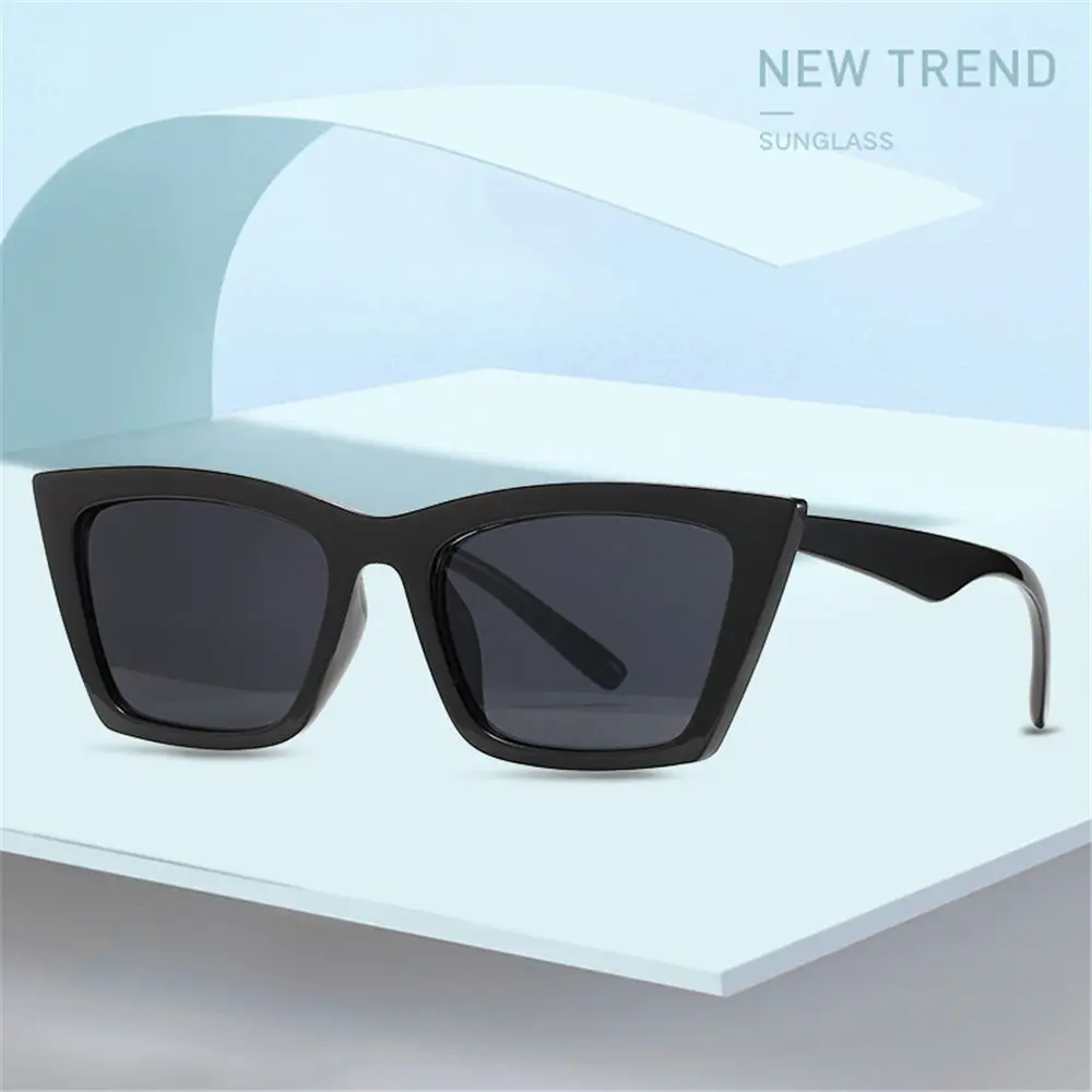 2024 New Colorful Ins Popular Vintage Female Eyewear Square Sun Glasses Fashion Sunglasses Shades