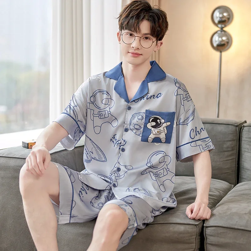 Sommer Männer Pyjamas Set Erwachsenen Nachtwäsche Homewear Astronauten Muster koreanische Seide Stoff Pyjamas lose Kurzarm Pyjamas Freizeit