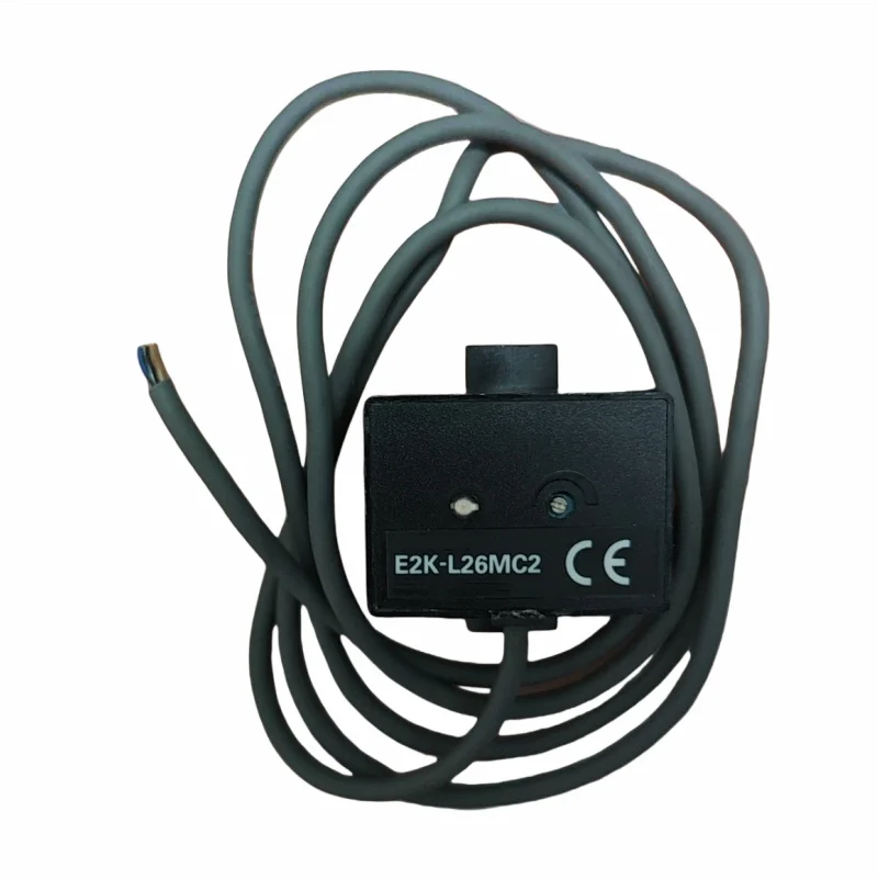 

New Original E2K-L26MC2 Capacitive Sensor
