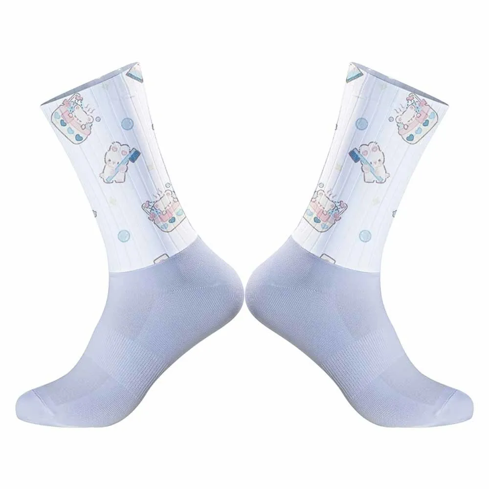 Cute bunny pattern sports cycling socks, unisex, sweat absorbing, suitable for outdoor sports enthusiasts and more people