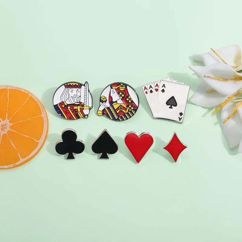 Creative Alloy Poker Cards Brooch Cartoon Red Heart Spades King Custom Enamel Pin Clothing Decoration Badge Jewelry Wholesale
