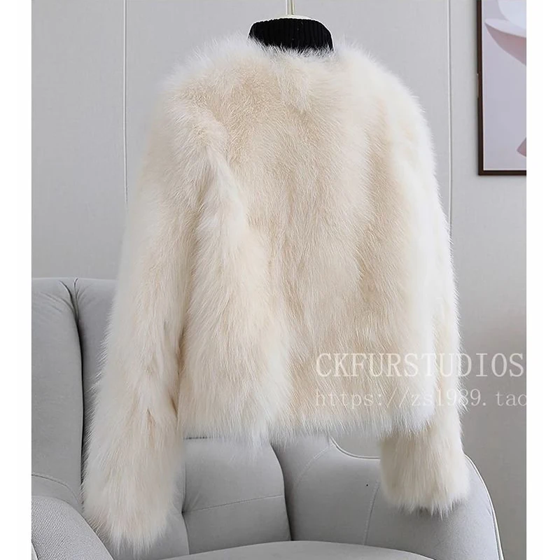 Outono inverno novo casaco de pele de raposa do falso 2025 feminino curto engrossado jovem temperamento celebridade pequenos casacos de pele perfumada