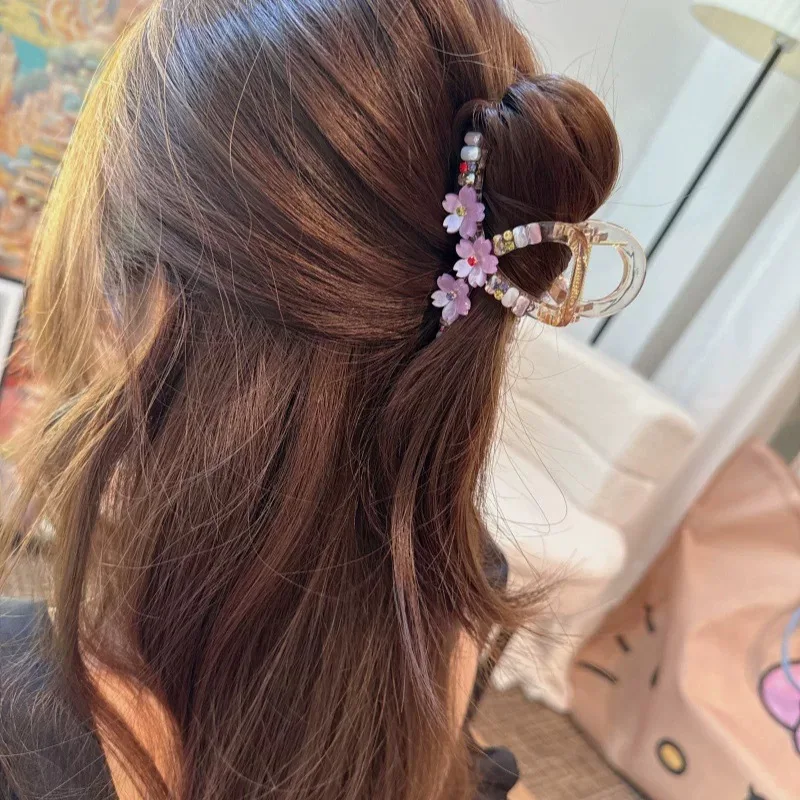

Korean Broadcast Sweet Flower Medium Hair Clips Acrylic Half Tie Ponytail Floral Hair Claw Hair Accessories For Women