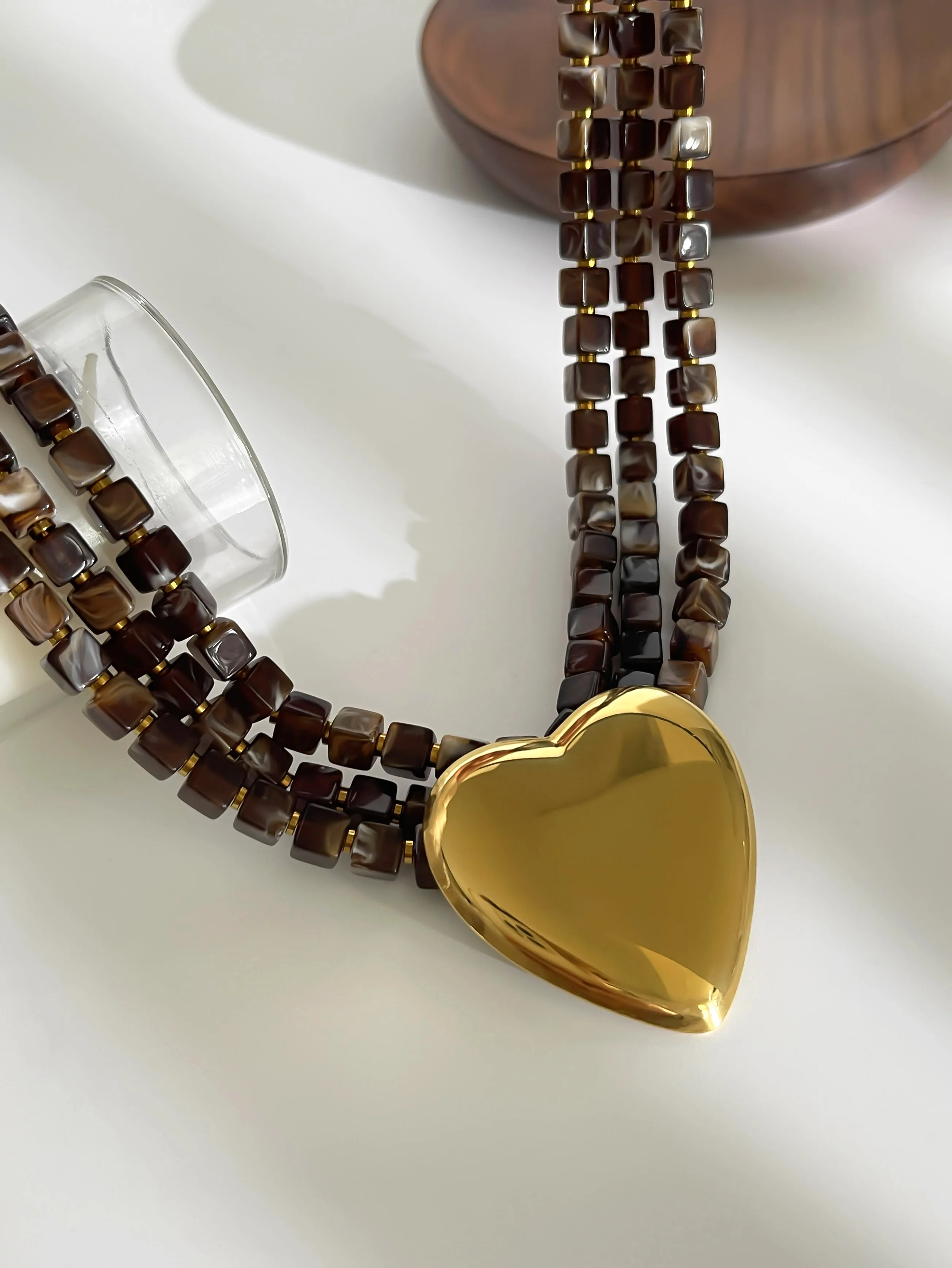 Peri'sbox Autumn/Winter Layered Resin Bead Handmade Chain Metal Heart Pendant Necklace Women's Fashion Stainless Steel Jewelrys - view 5