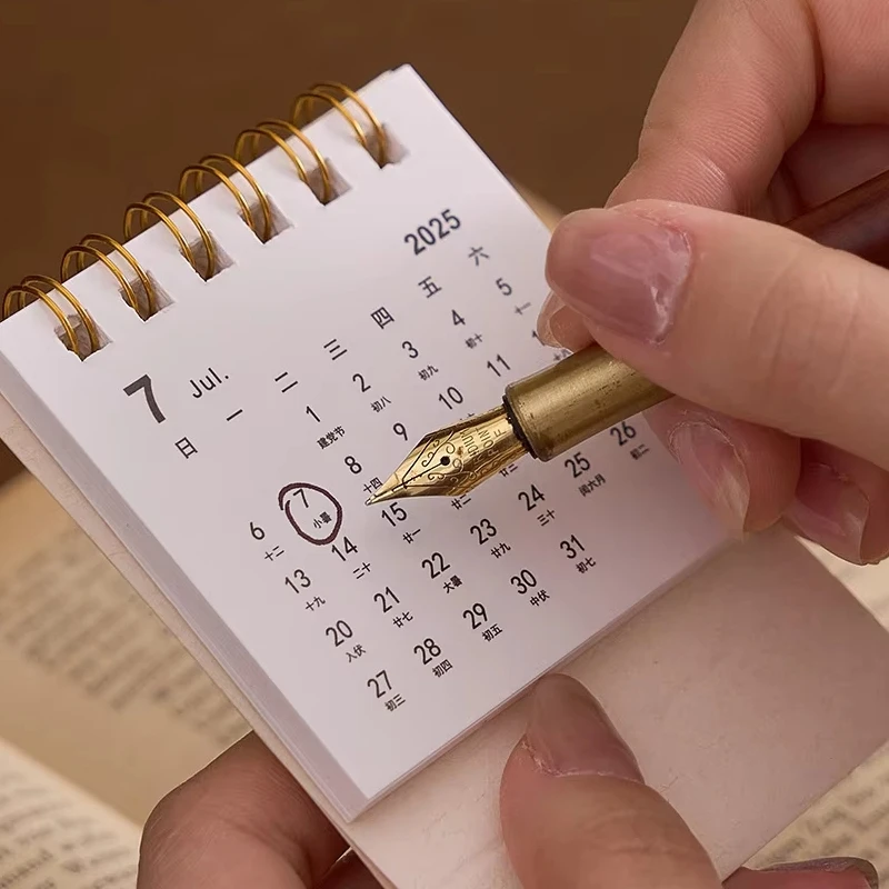 تقويم المناظر الطبيعية الجمالية 2026 تقويم مكتبي صغير جيب محمول خطة يومية وشهرية تقويم مكتب الديكور سطح المكتب