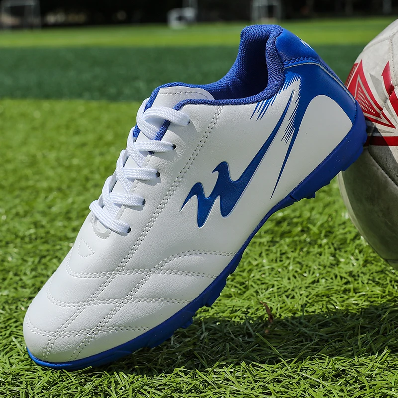 

New Men's Football Boots Soccer Shoes Grass Adult Non-Slip Ultralight Sport Indoor Cleats Non Slip Fg Turf Futsal Comfortable