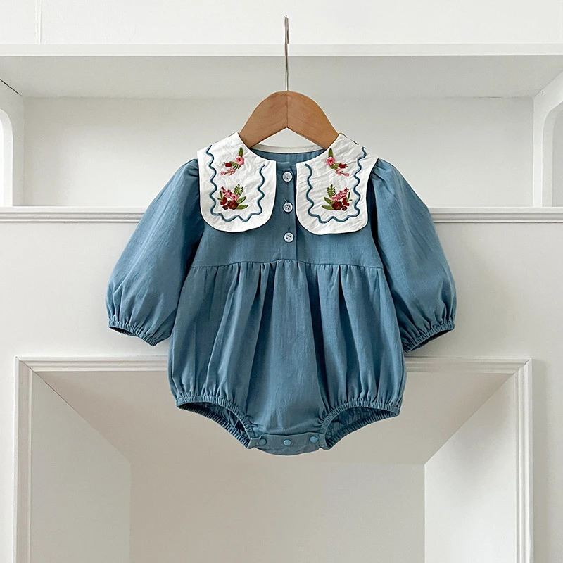 2026 ربيع جديد 0-24 متر الوليد طفلة ارتداءها طويلة الأكمام التلبيب التطريز رومبير القطن طفلة بذلة ملابس الأطفال