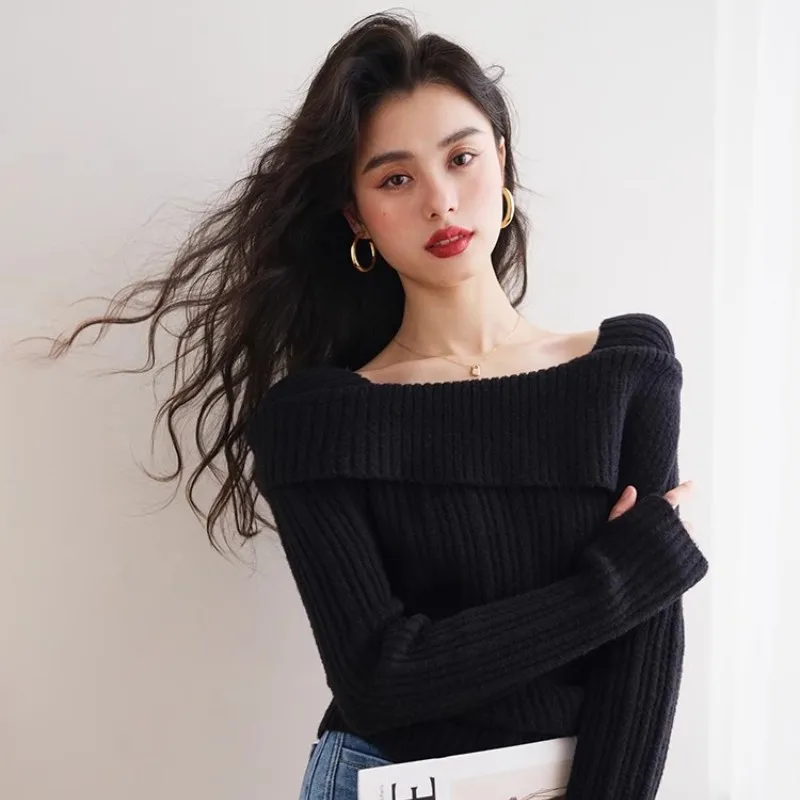 

Off Shoulder Sweater Autumn And Winter Women'S High-End Design Sense Retro Loose Fitting High Wear Bottom Off Shoulder Square Ne