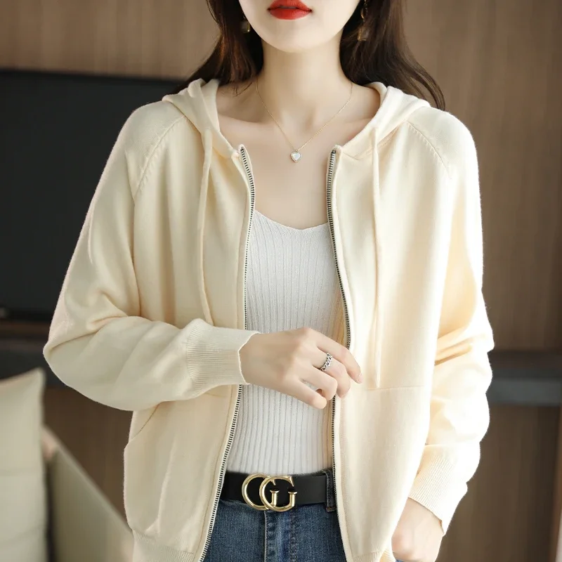 

Вязаный кардиган на молнии с капюшоном, женский короткий свободный повседневный пальто, толстовка с капюшоном, корейская версия, однотонный женский свитер XQ270