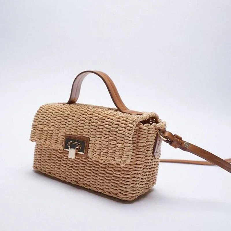 Borsa a tracolla da spiaggia piccola e carina estiva 2024 borsa da viaggio in paglia da donna di Design di marca borsa da viaggio bohémien Bali