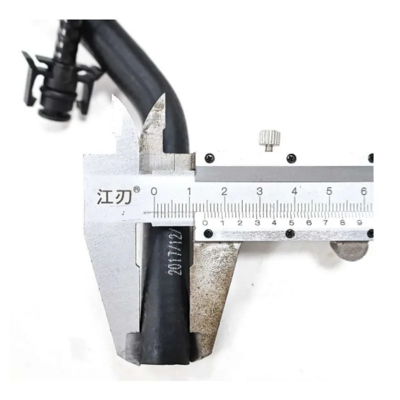 F2G38063DFE F2GZ8063A Kühler-Kühlmittel-Überlaufbehälter-Schlauch für Ford Edge 2.0L 2.7L 3.5L 2015-2018 EPDM – Detail 6