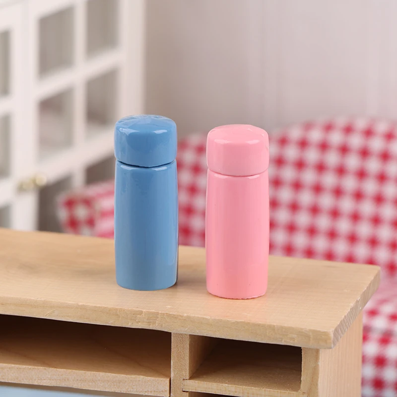 1:12 poppenhuis miniatuur thermosbeker-textuur met dekseldetails, mini-drankaccessoire voor keuken- en buitenscène-diorama's