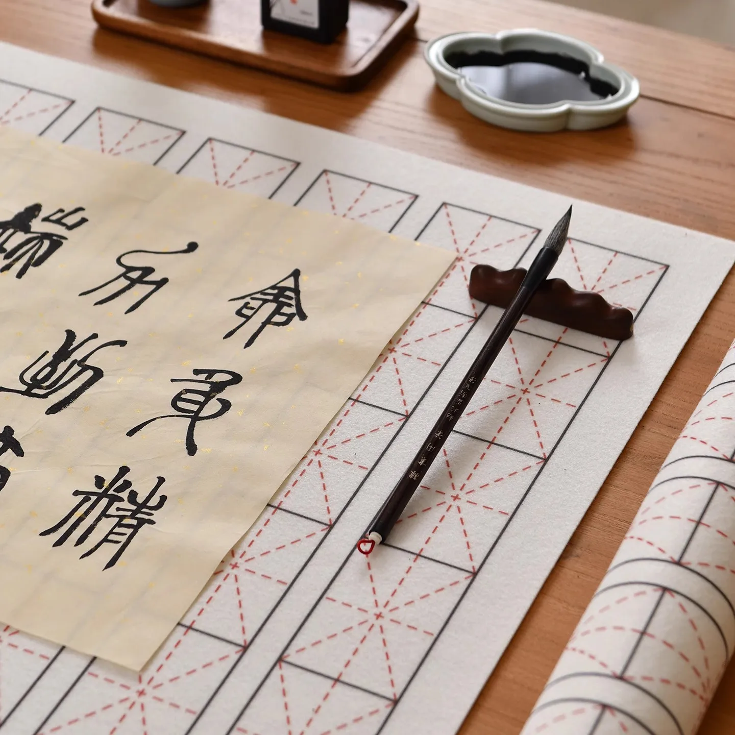 Rice Grid Calligraphy Mat Lishu Writing Practice Felt Pad with Metric Guide, Ink Absorption Paper for Beginners & Experts
