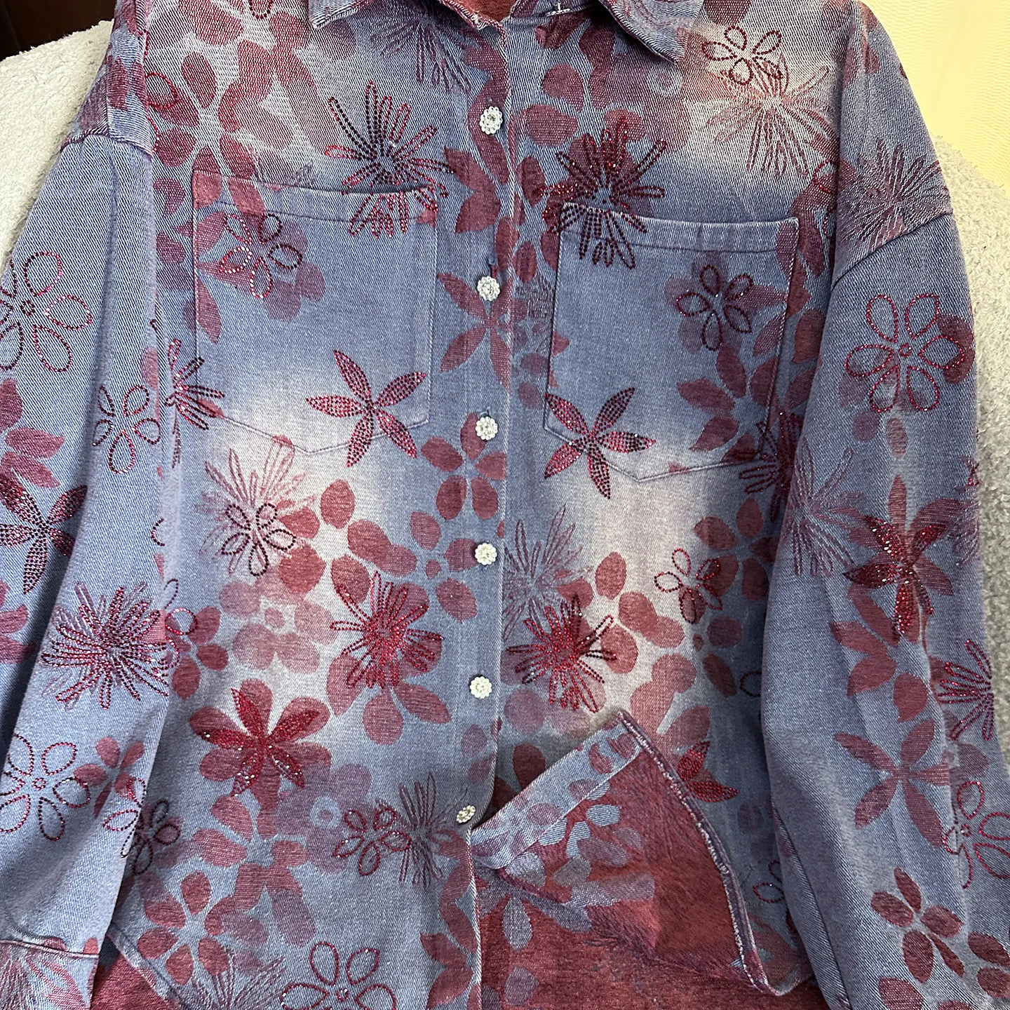 2025 Autumn Heavy Industry New Floral Rhinestone Tie-Dye Long Sleeve Denim Shirt Jacket for Women, Loose Casual Style Top Coat view 5