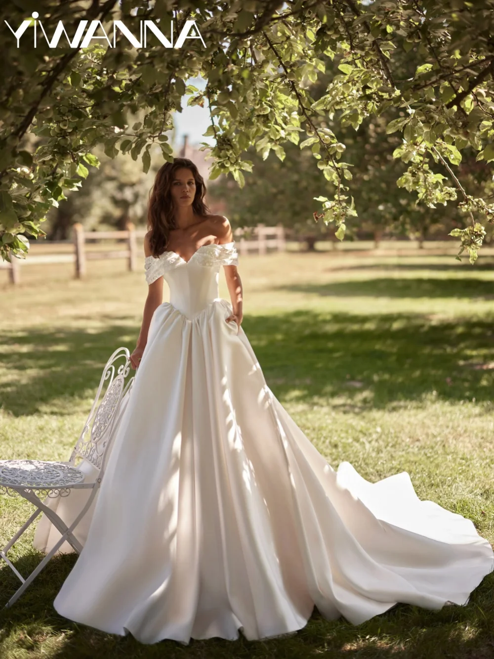 

A-line Floor-length Satin Wedding Dress Dreamy Shiny Lace Off Shoulder Bridal Gown New Customized Elegant Dresses For Bride