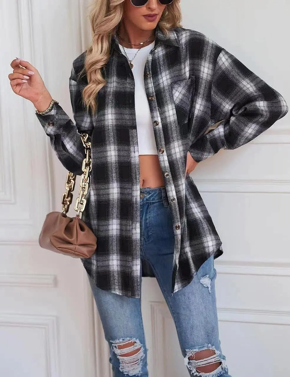 Pregnant women\'s new foreign trade European and American lapel loose button flannel shirt plaid long sleeved top jacket