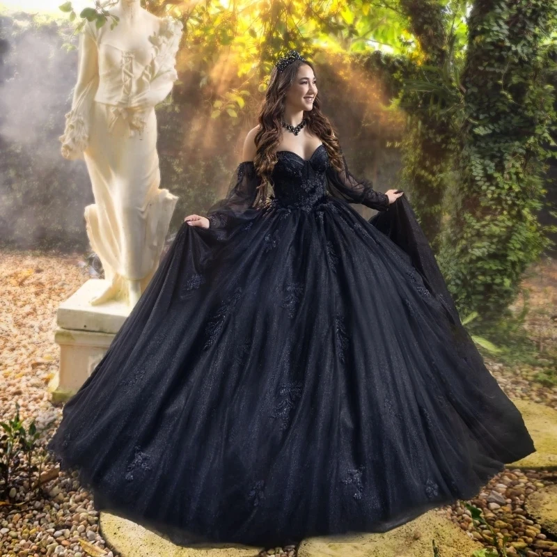 

Black Glittering Luxury Crystal Quinceanera Dresses Off Shoulder Applique Beads Birthday Party Ball Gown Vestidos de 15 años