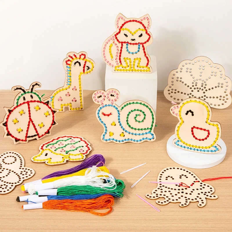 Montessori Wooden Animal Lacing Sewing Kit for Kids DIY Embroidery Craft Educational Fine Motor Skills Learning Toy for Toddlers
